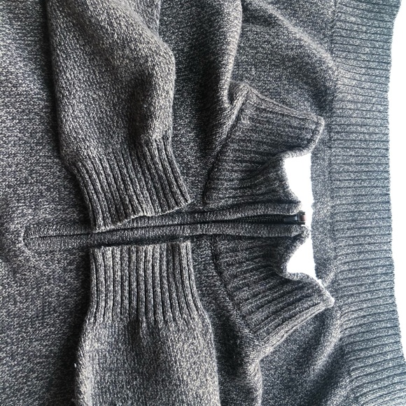 Oscar De La Renta Sherpa Collar 1/4 Zip Sweater - Picture 7 of 7